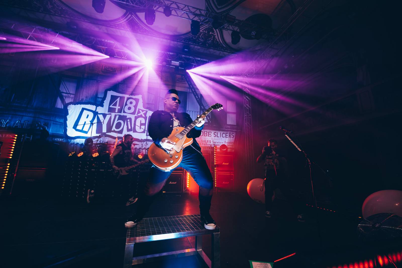 Čas letí. Rybičky 48 oslavily v pražské Lucerně 21 let od prvního koncertu