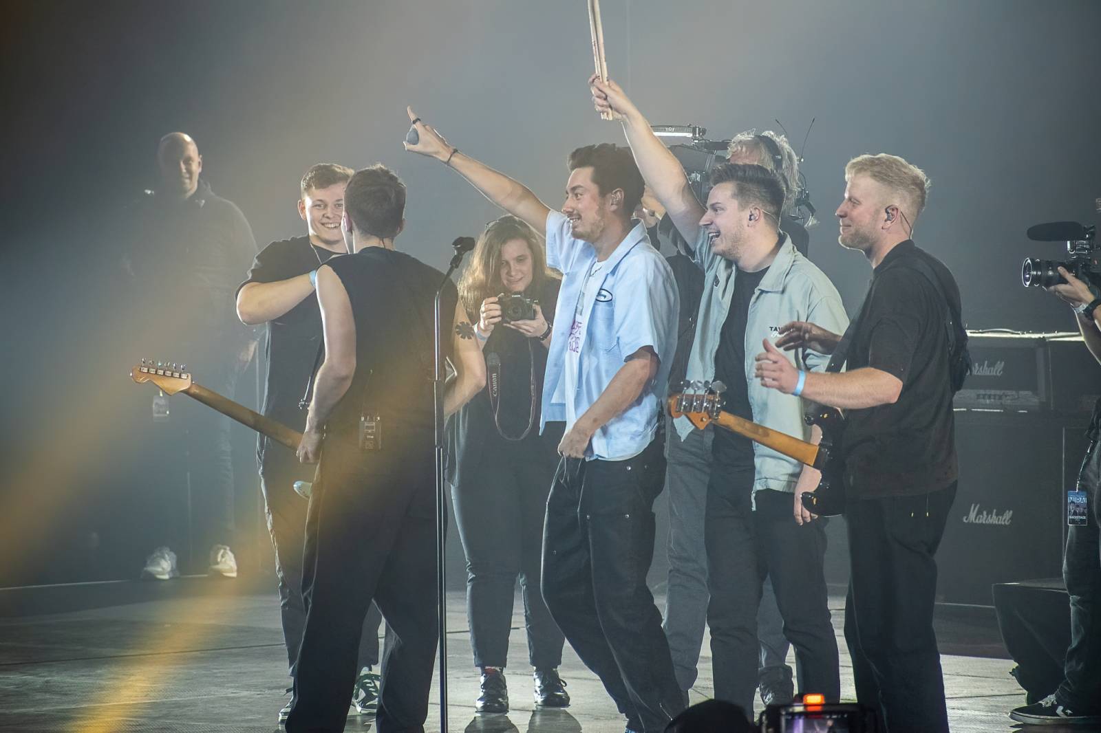 Mirai zavítali do Pardubic, střihli si duet s Márdim z fiXy a převzali si stříbrného slavíka