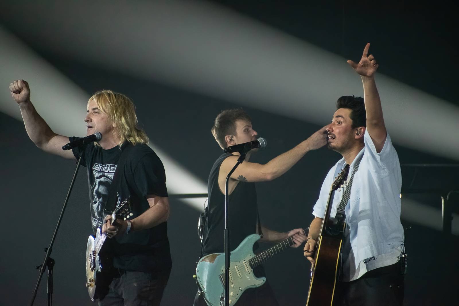 Mirai zavítali do Pardubic, střihli si duet s Márdim z fiXy a převzali si stříbrného slavíka