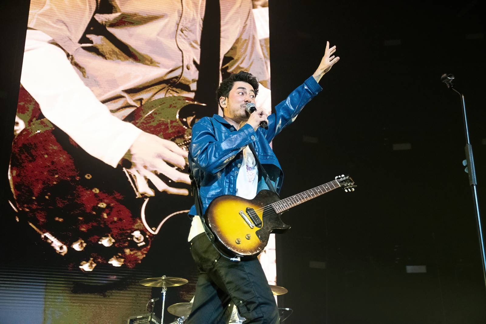 Mirai zavítali do Pardubic, střihli si duet s Márdim z fiXy a převzali si stříbrného slavíka