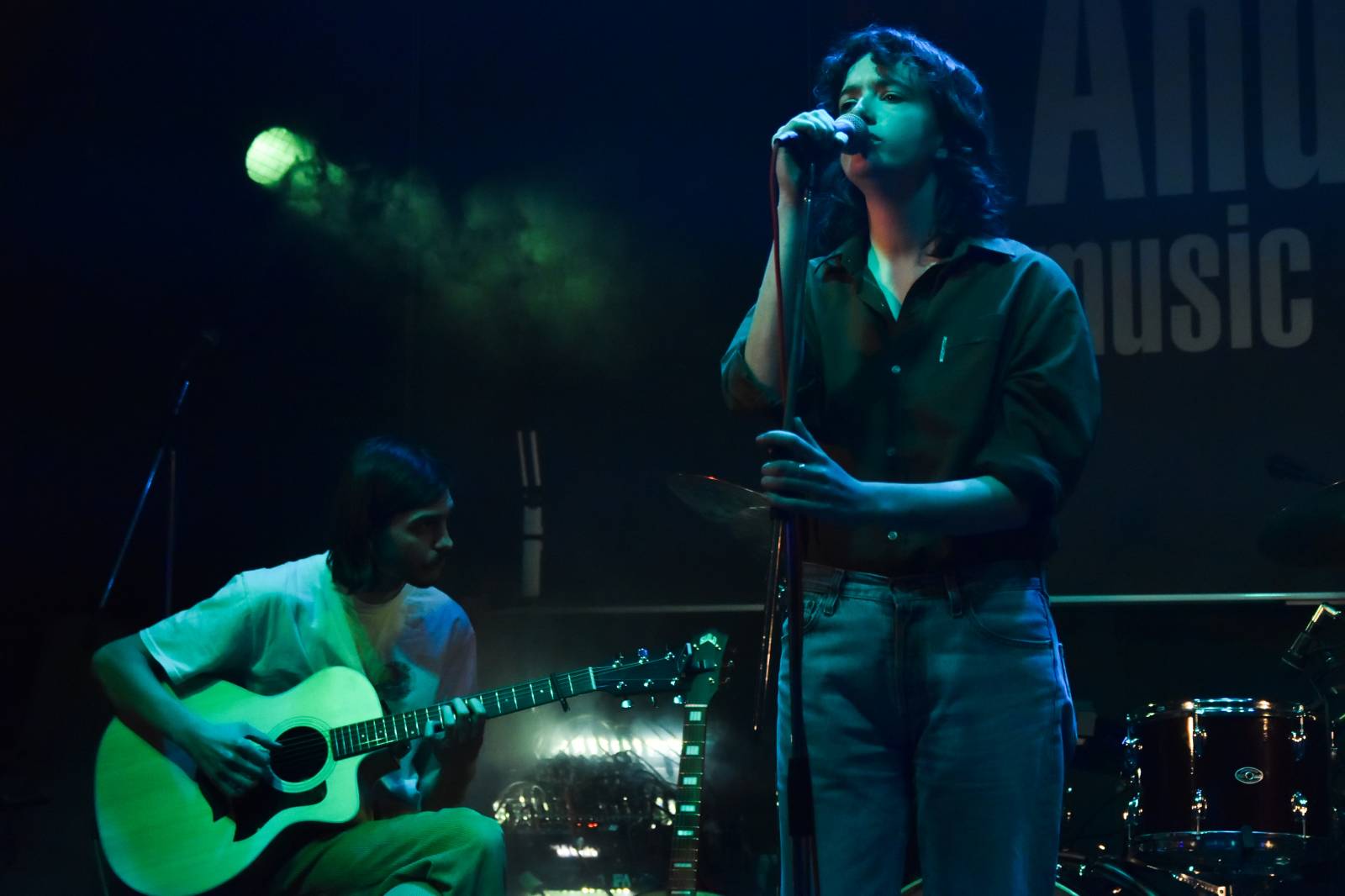 Page Turners přivezli do Plzně novou desku Mirror View