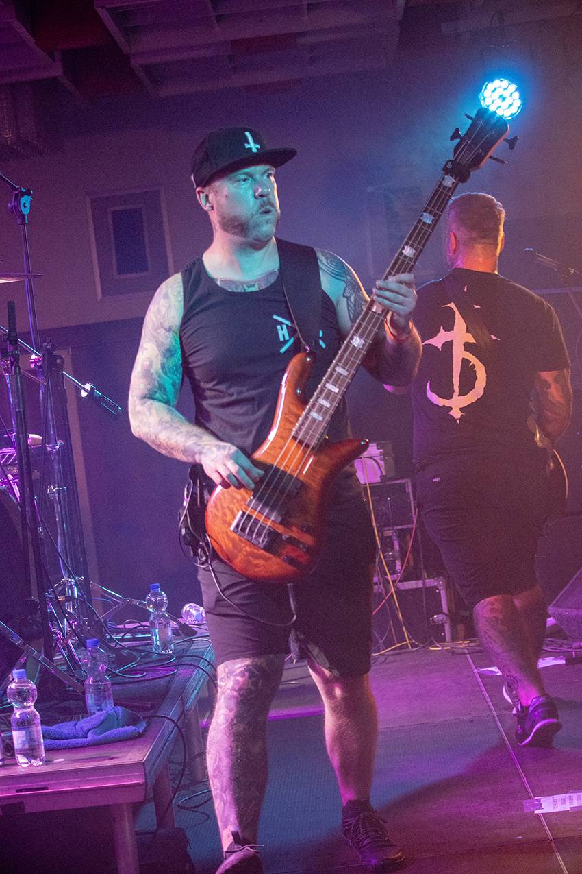 Českými Budějovicemi otřásl Dead End. Zahráli Born From Pain, Pyogenesis, The Agony, Gutalax i Satisfucktion