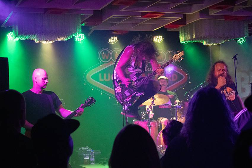 Českými Budějovicemi otřásl Dead End. Zahráli Born From Pain, Pyogenesis, The Agony, Gutalax i Satisfucktion