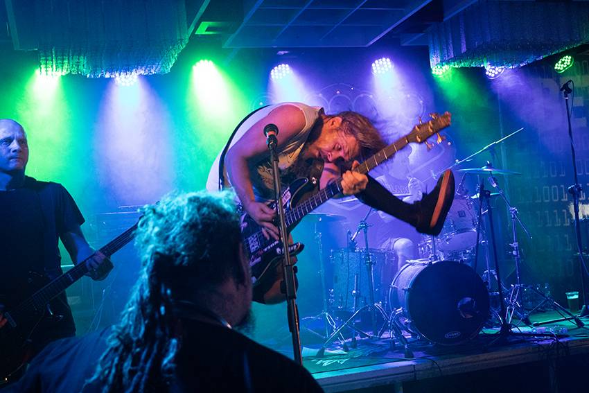 Českými Budějovicemi otřásl Dead End. Zahráli Born From Pain, Pyogenesis, The Agony, Gutalax i Satisfucktion