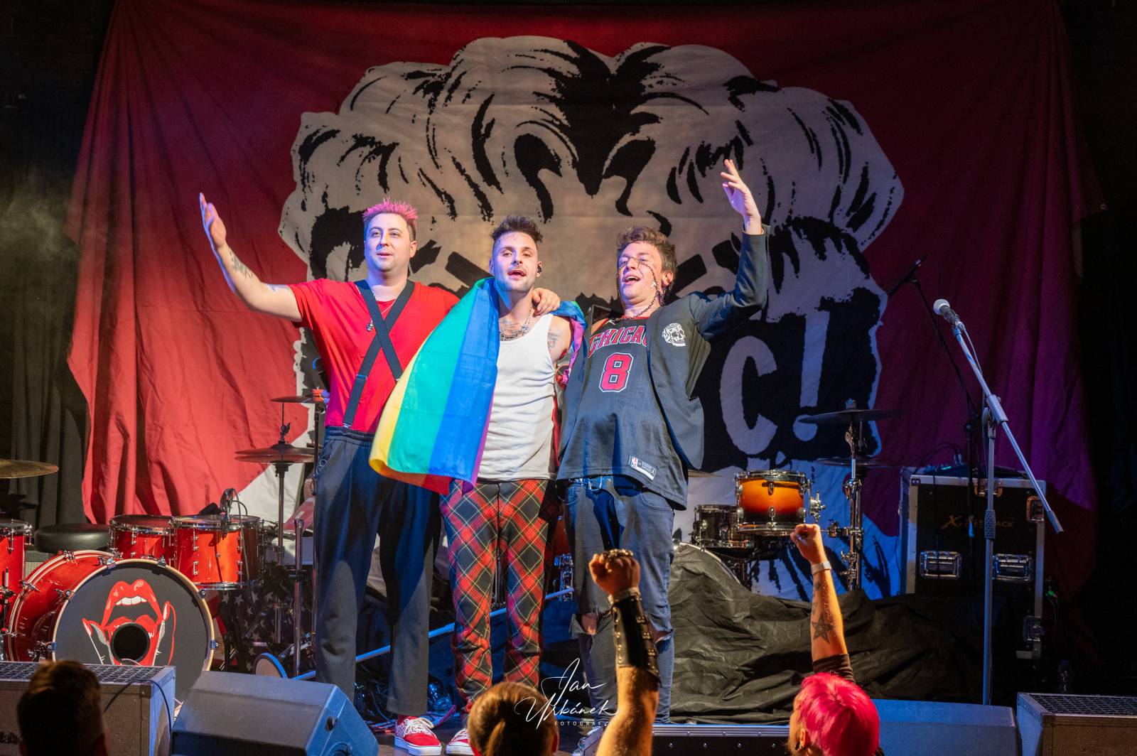 Opuštěný děti dorazily do Teplic. ZakázanÝovoce a Koblížci měli energie na rozdávání