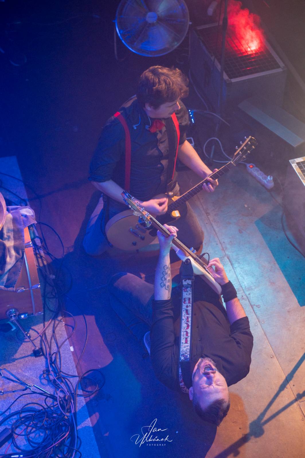 Opuštěný děti dorazily do Teplic. ZakázanÝovoce a Koblížci měli energie na rozdávání