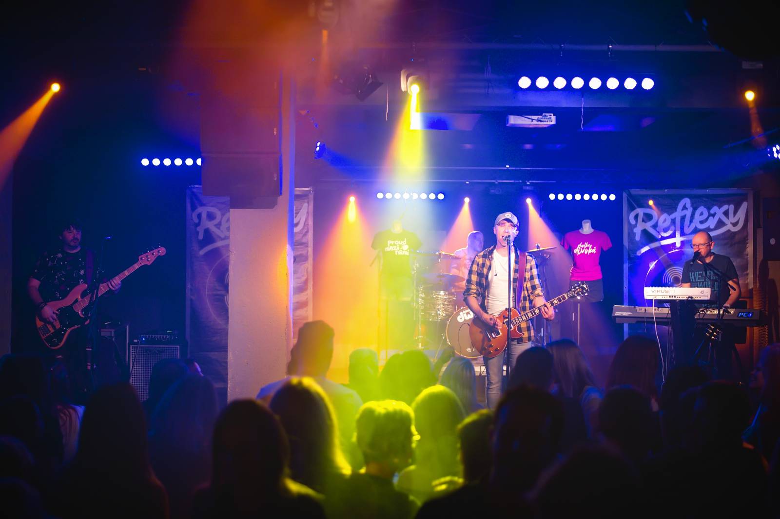 Reflexy přehráli v Třebíči své největší hity, sekundoval jim Honza Grebík