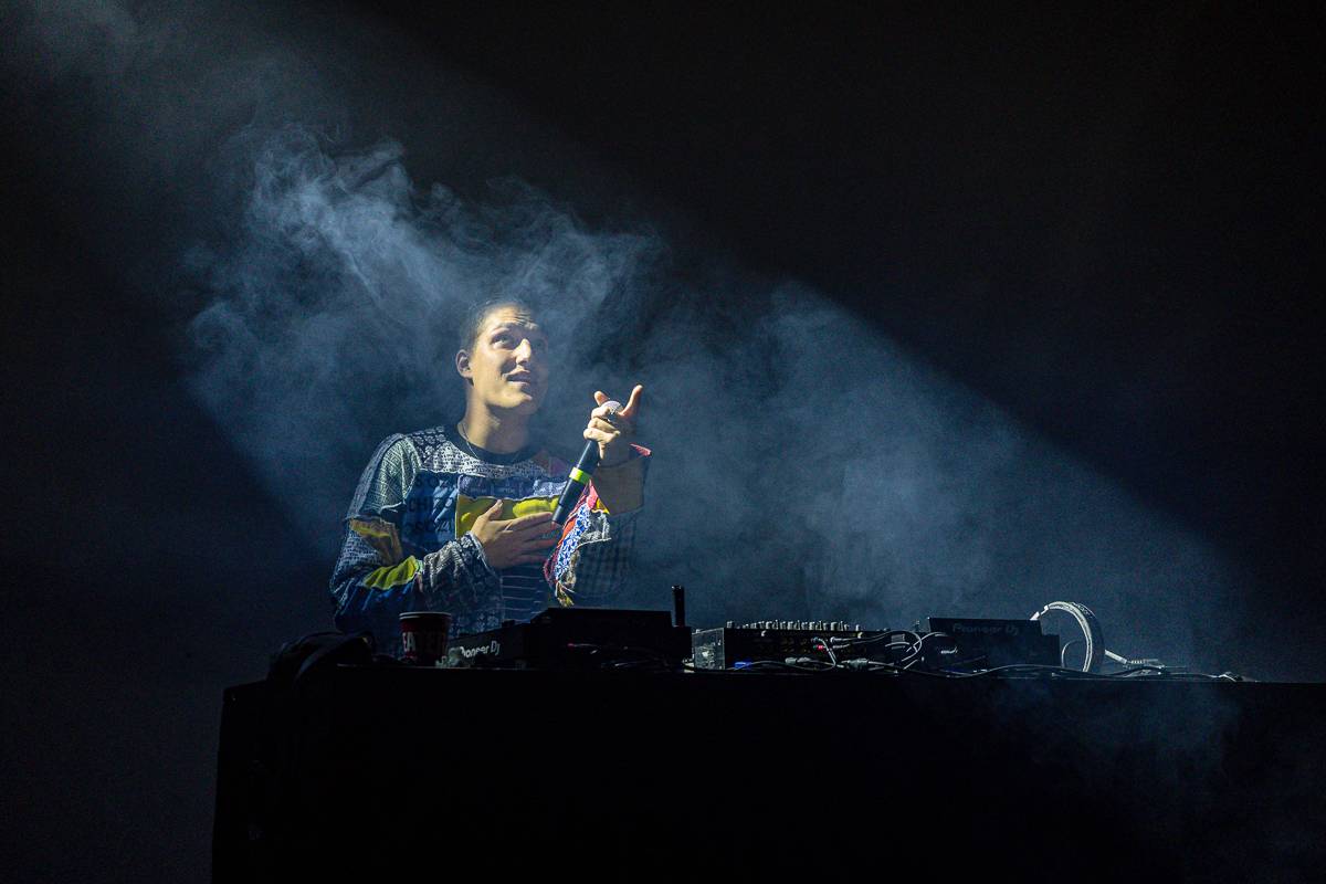 Sofian Medjmedj znovu vyprodal pražskou Roxy. Pokřtil nové album a oznámil svůj dosud největší koncert