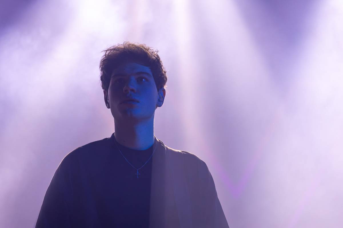 Sofian Medjmedj znovu vyprodal pražskou Roxy. Pokřtil nové album a oznámil svůj dosud největší koncert