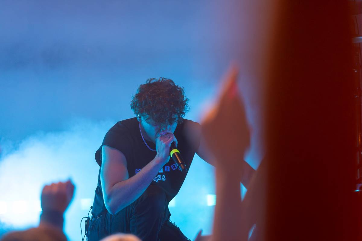 Sofian Medjmedj znovu vyprodal pražskou Roxy. Pokřtil nové album a oznámil svůj dosud největší koncert