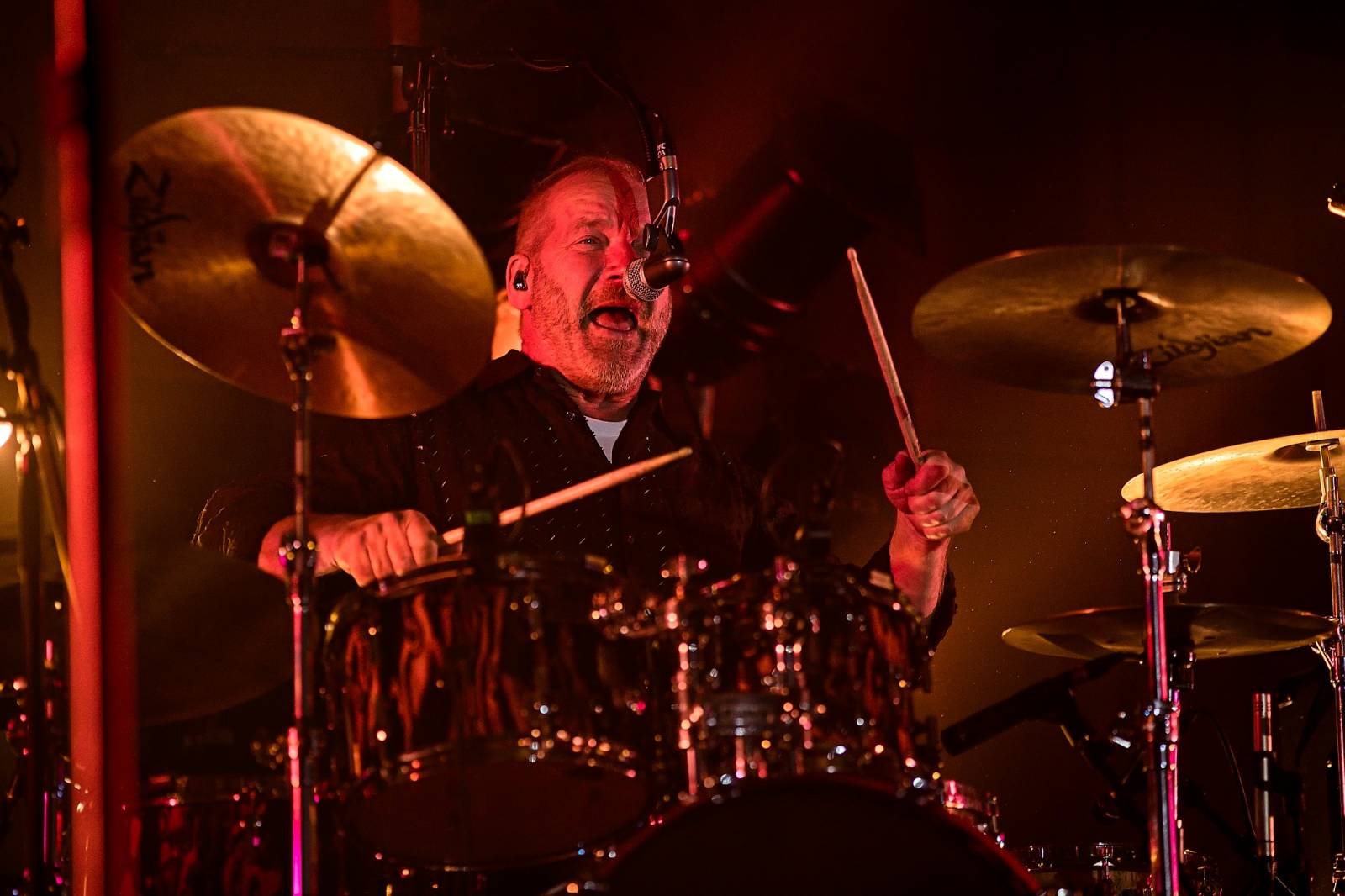 Černý kočky mokrý žáby ovládly České Budějovice. Lucie tam odstartovala oslavy 30 let ikonického alba