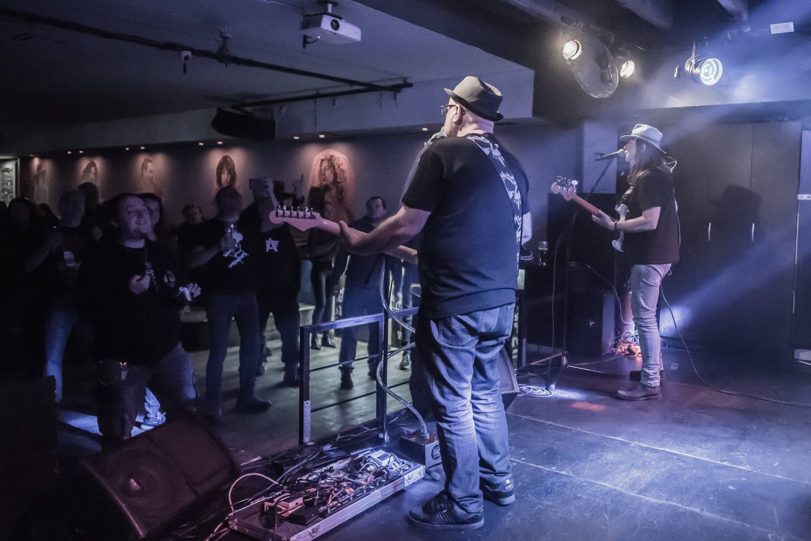 Abraxas se zastavili v pražském Vagonu, sázeli hit za hitem