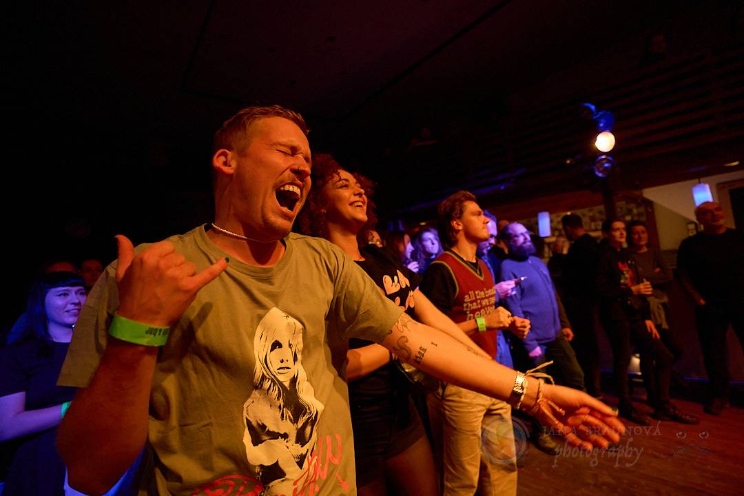 Mucha roztancovala Anděl Music Bar v Plzni