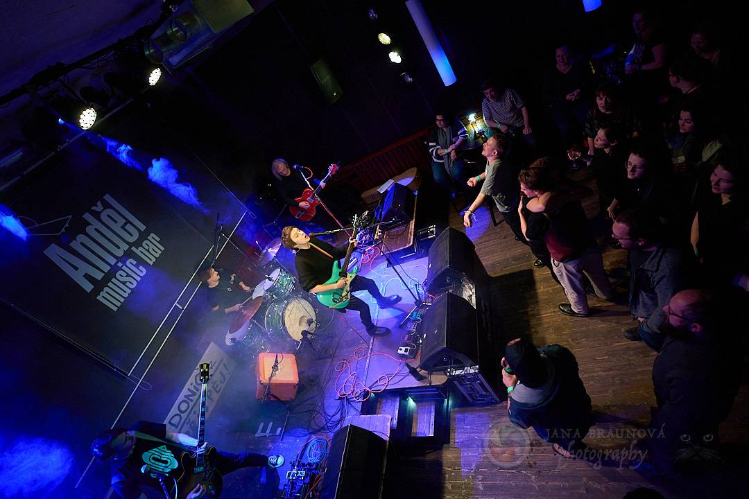 Mucha roztancovala Anděl Music Bar v Plzni