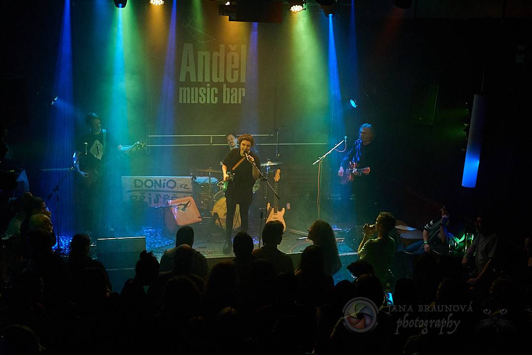 Mucha roztancovala Anděl Music Bar v Plzni