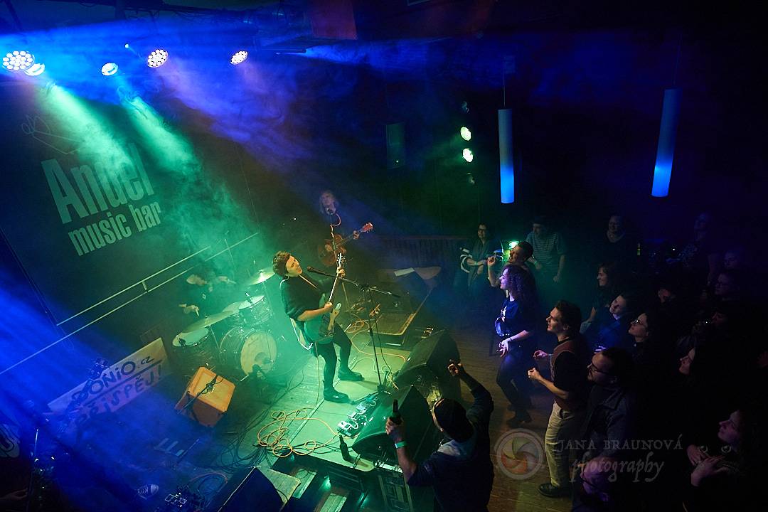 Mucha roztancovala Anděl Music Bar v Plzni