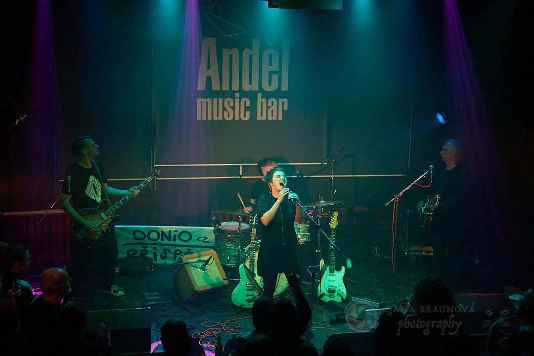 Mucha roztancovala Anděl Music Bar v Plzni