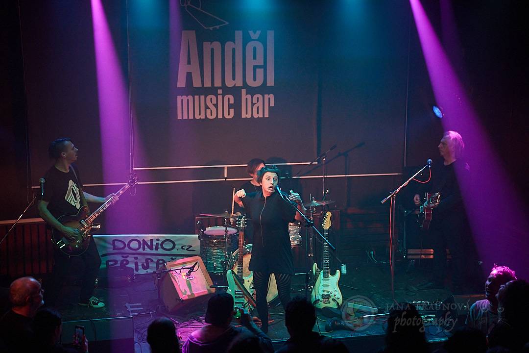 Mucha roztancovala Anděl Music Bar v Plzni