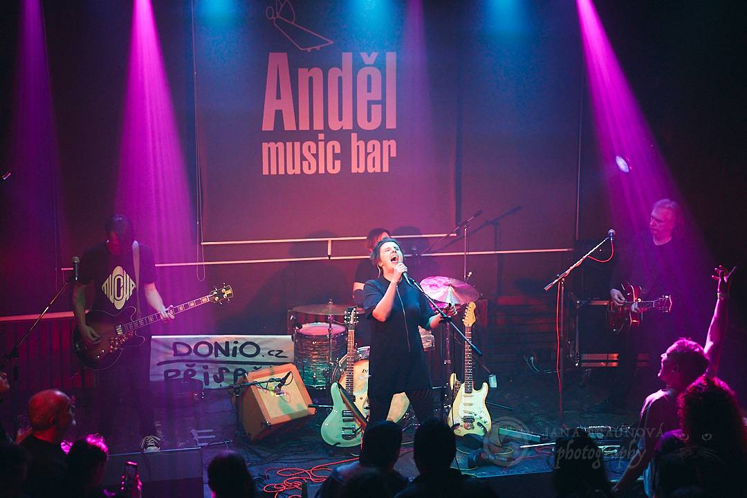Mucha roztancovala Anděl Music Bar v Plzni