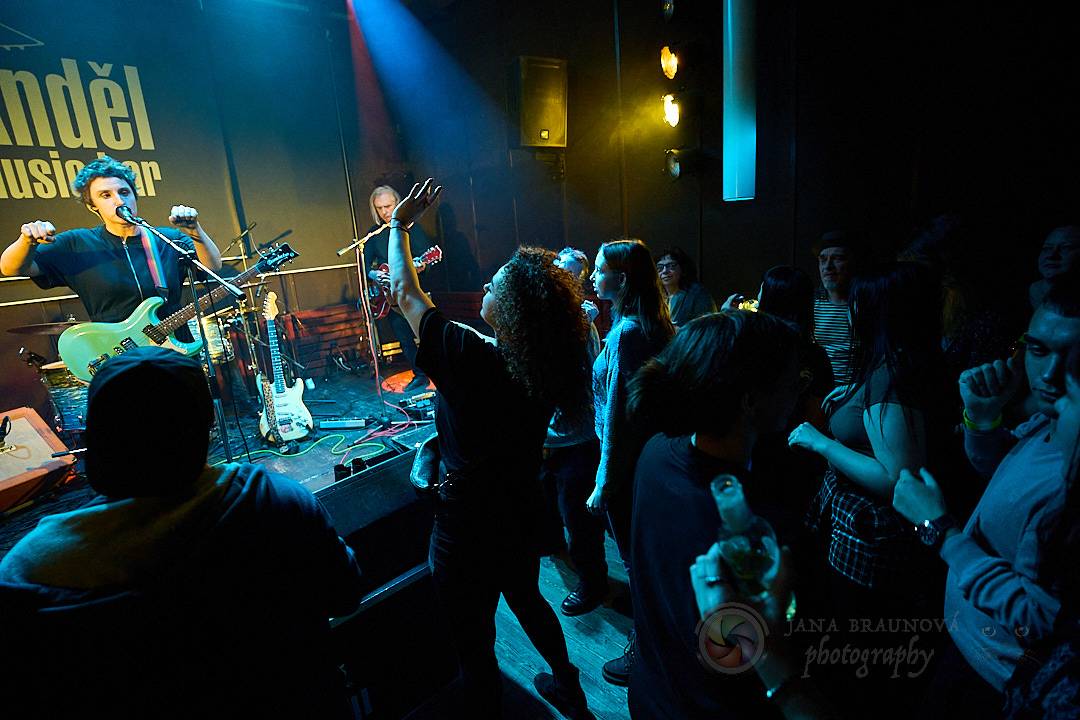 Mucha roztancovala Anděl Music Bar v Plzni