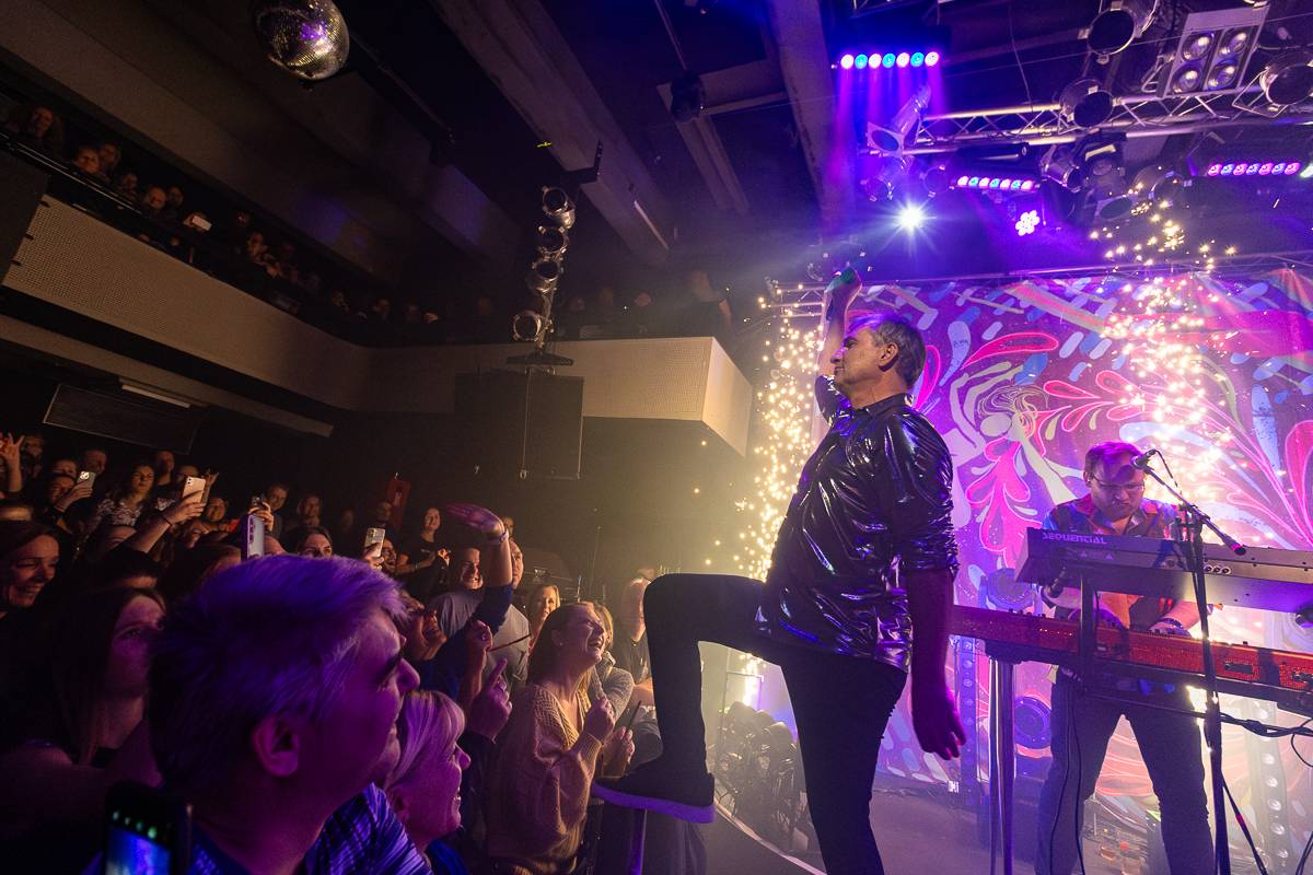 Mig 21 končí v Praze své turné. Ukázali, jak zní všechny barvy duhy 