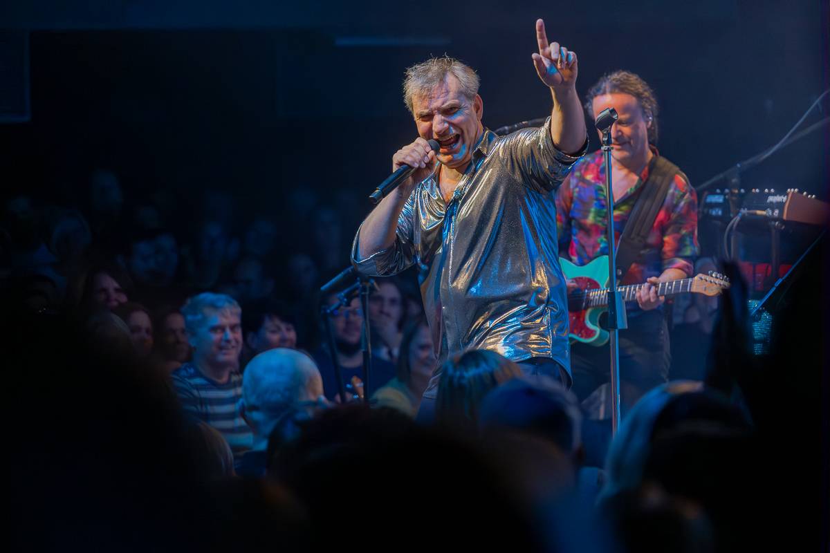 Mig 21 končí v Praze své turné. Ukázali, jak zní všechny barvy duhy 