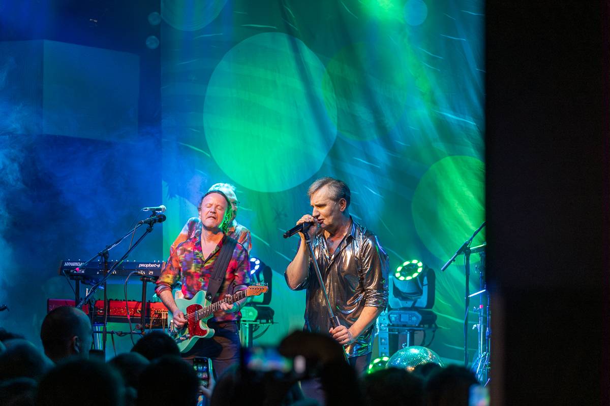 Mig 21 končí v Praze své turné. Ukázali, jak zní všechny barvy duhy 