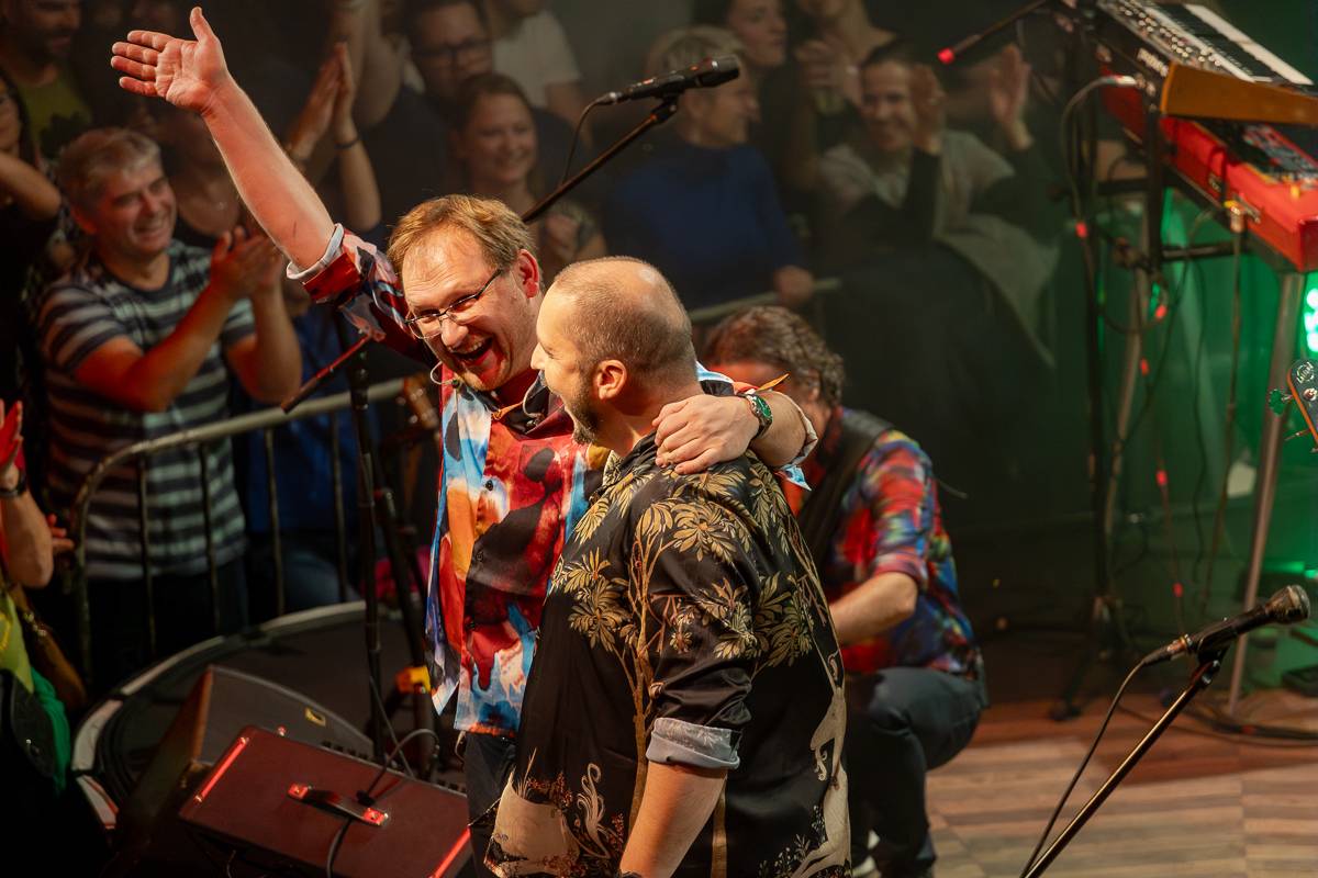 Mig 21 končí v Praze své turné. Ukázali, jak zní všechny barvy duhy 