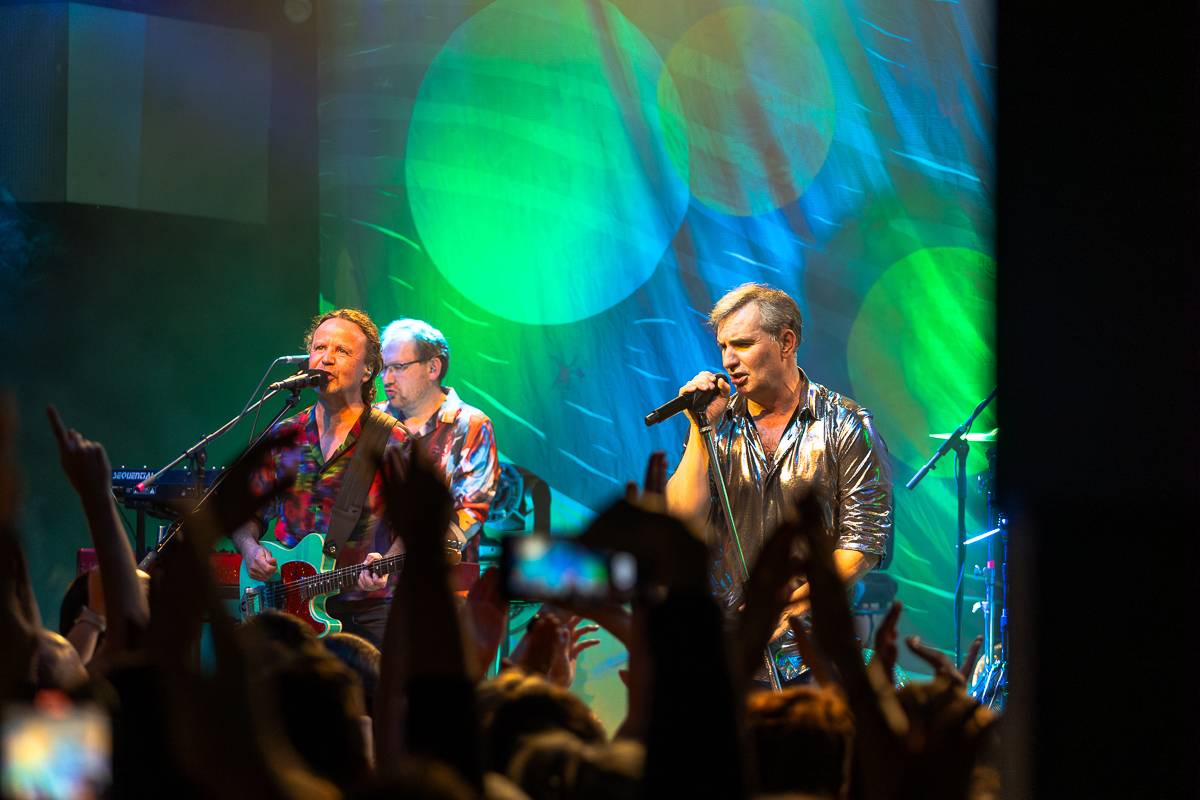 Mig 21 končí v Praze své turné. Ukázali, jak zní všechny barvy duhy 