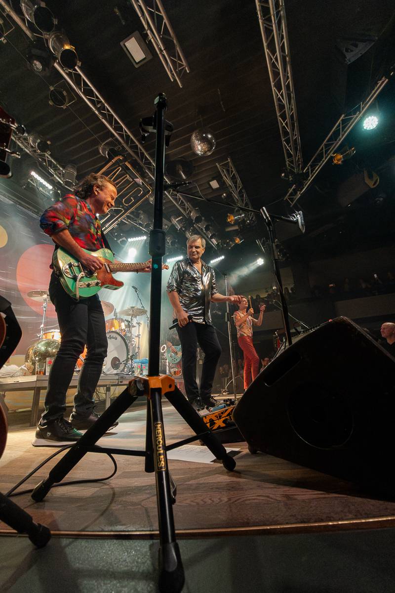 Mig 21 končí v Praze své turné. Ukázali, jak zní všechny barvy duhy 