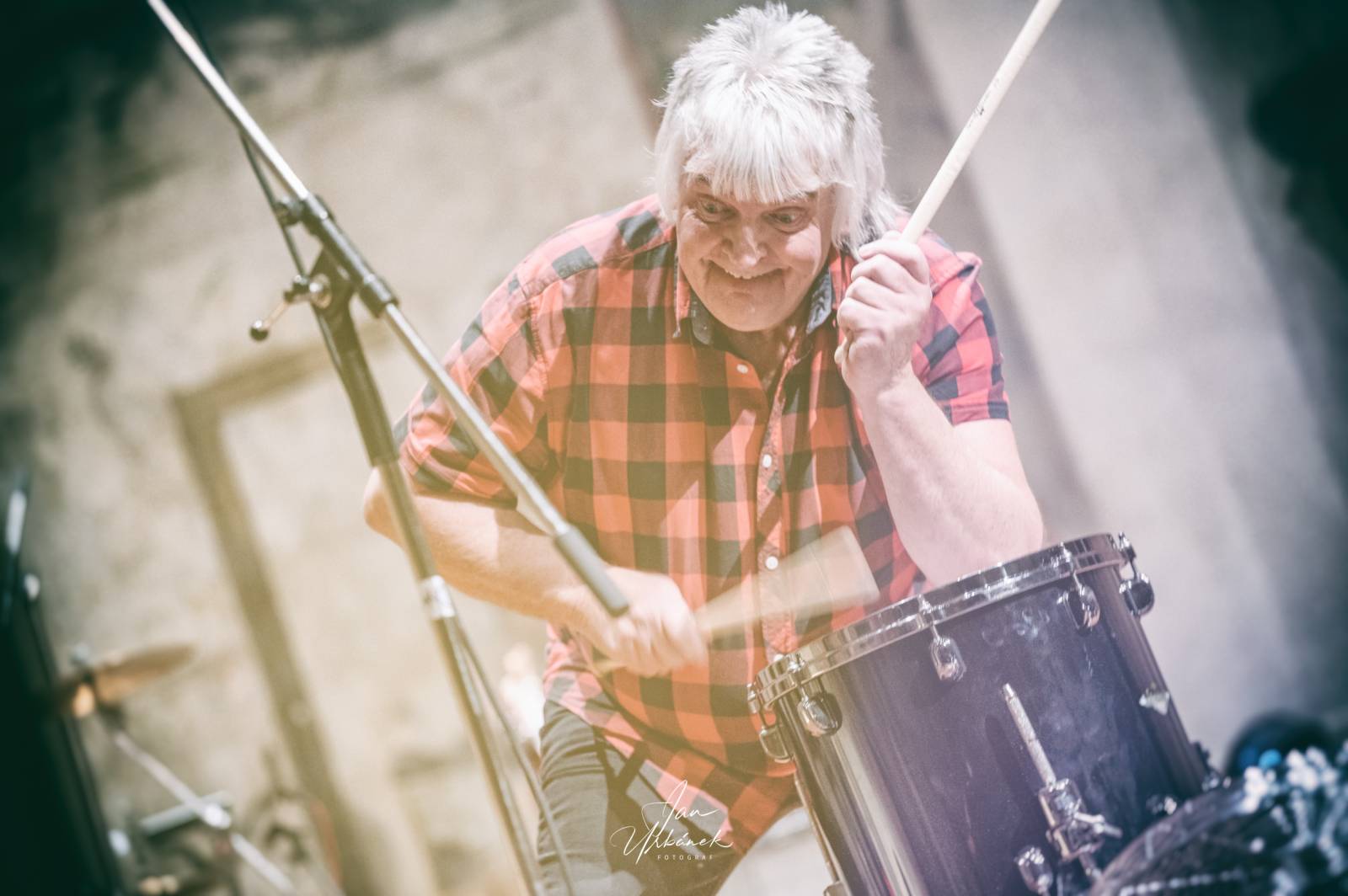 Creedence Clearwater Revived i nadále šíří odkaz bandu Johna Fogertyho, do Prahy přivezli pohodovou atmosféru