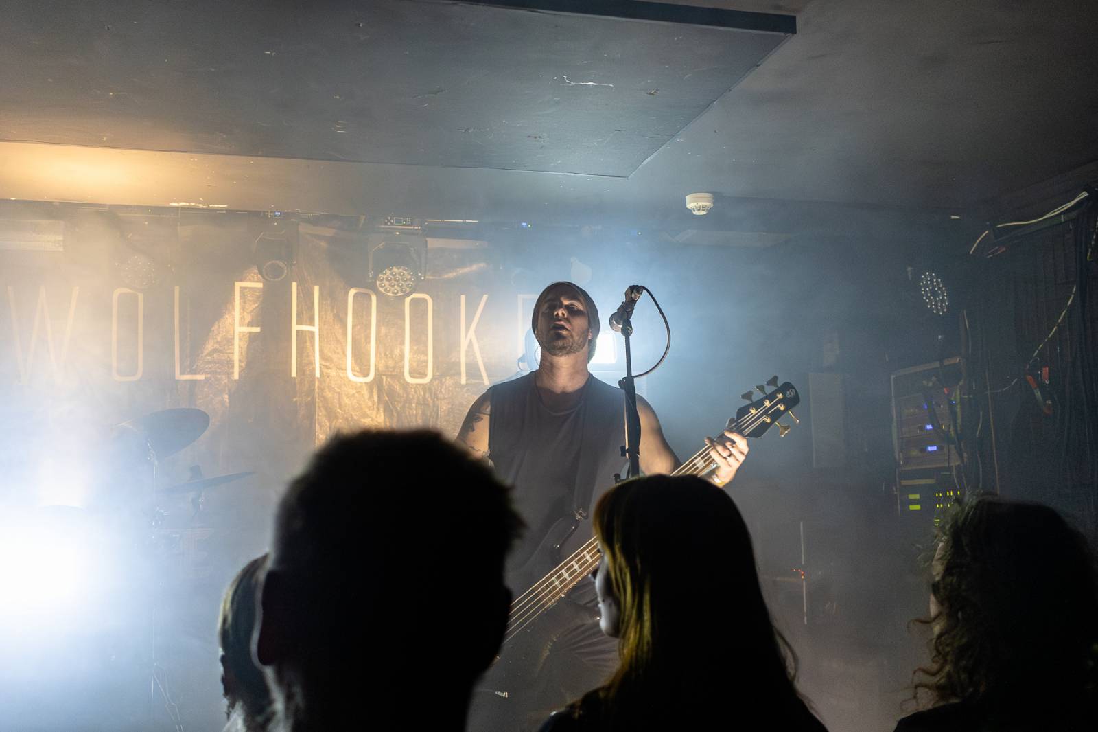 John Wolfhooker se vrátili do Rock Café v Praze, večer otevřeli němečtí The Hirsch Effekt