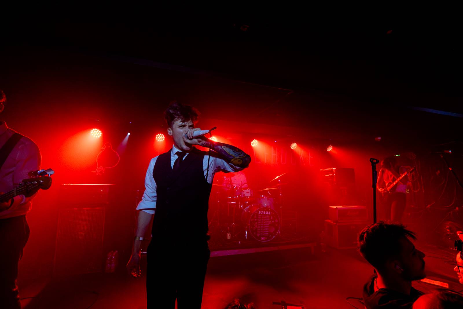 John Wolfhooker se vrátili do Rock Café v Praze, večer otevřeli němečtí The Hirsch Effekt