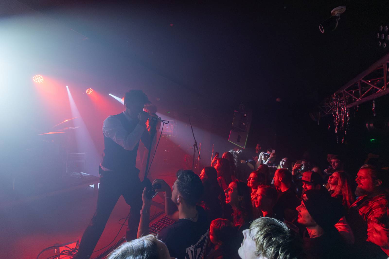 John Wolfhooker se vrátili do Rock Café v Praze, večer otevřeli němečtí The Hirsch Effekt