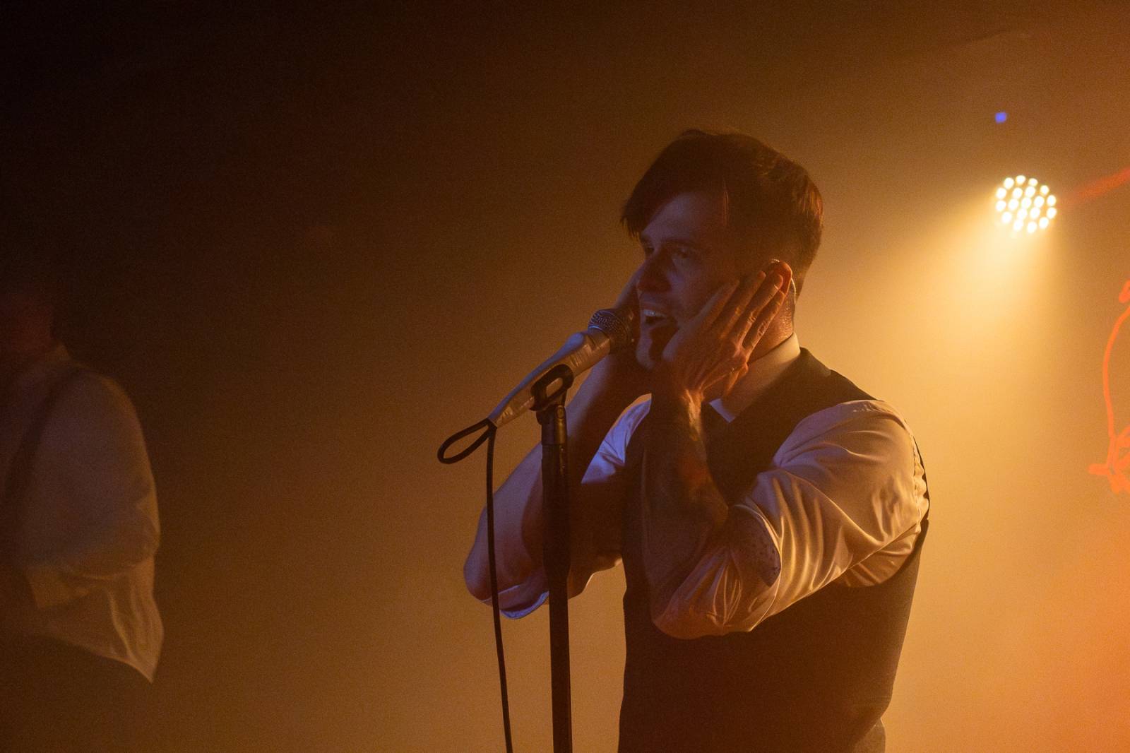 John Wolfhooker se vrátili do Rock Café v Praze, večer otevřeli němečtí The Hirsch Effekt