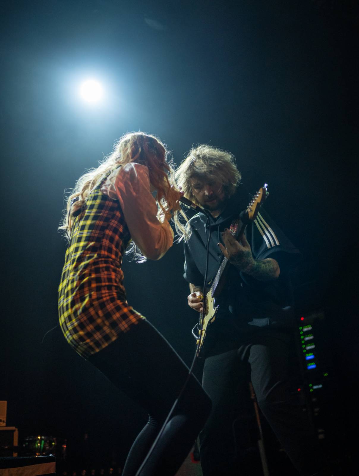 Aby i znevýhodněné děti měly krásné Vánoce. Lenny, Annabelle a Dashi Stardust v Roxy podpořily charitativní akci