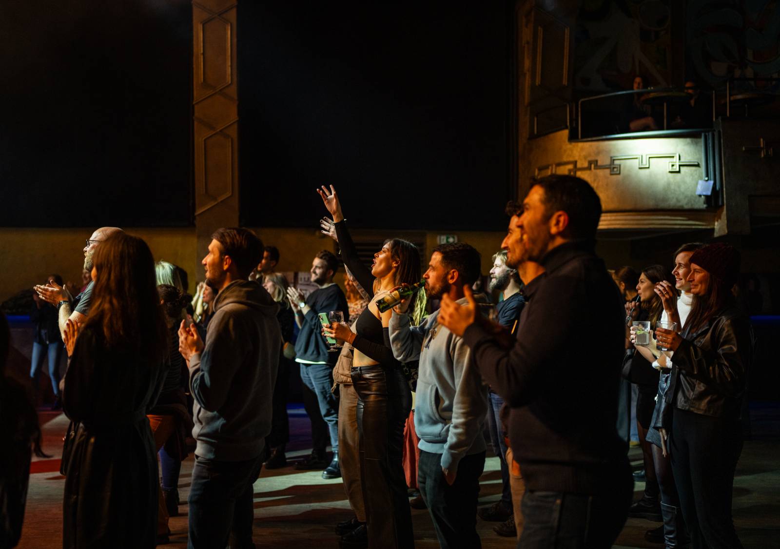 Aby i znevýhodněné děti měly krásné Vánoce. Lenny, Annabelle a Dashi Stardust v Roxy podpořily charitativní akci