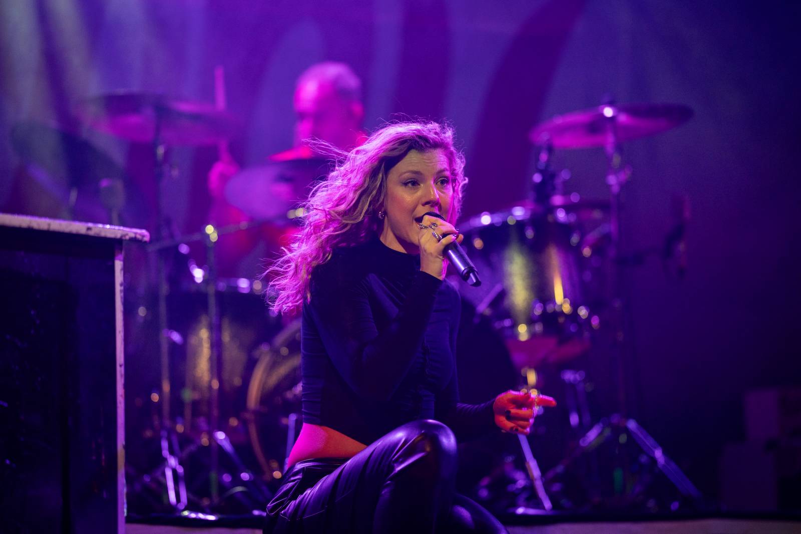 Aby i znevýhodněné děti měly krásné Vánoce. Lenny, Annabelle a Dashi Stardust v Roxy podpořily charitativní akci