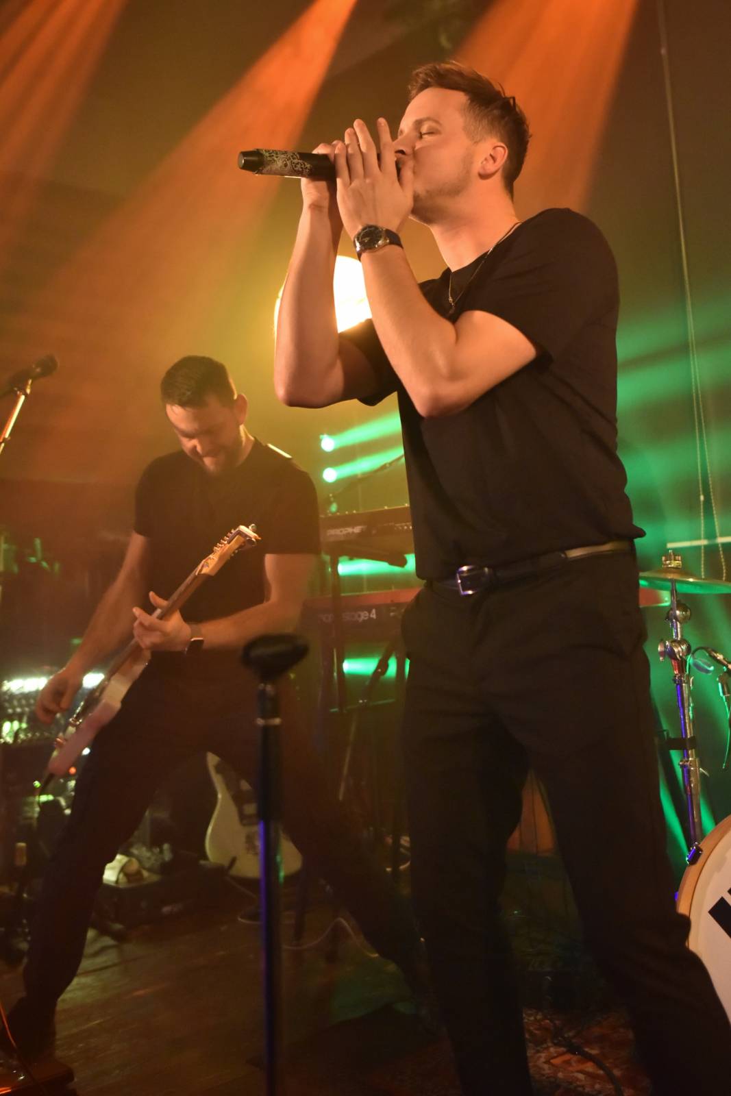 Like-it vyjeli na první turné, v Plzni slavili narozeniny svého zvukaře