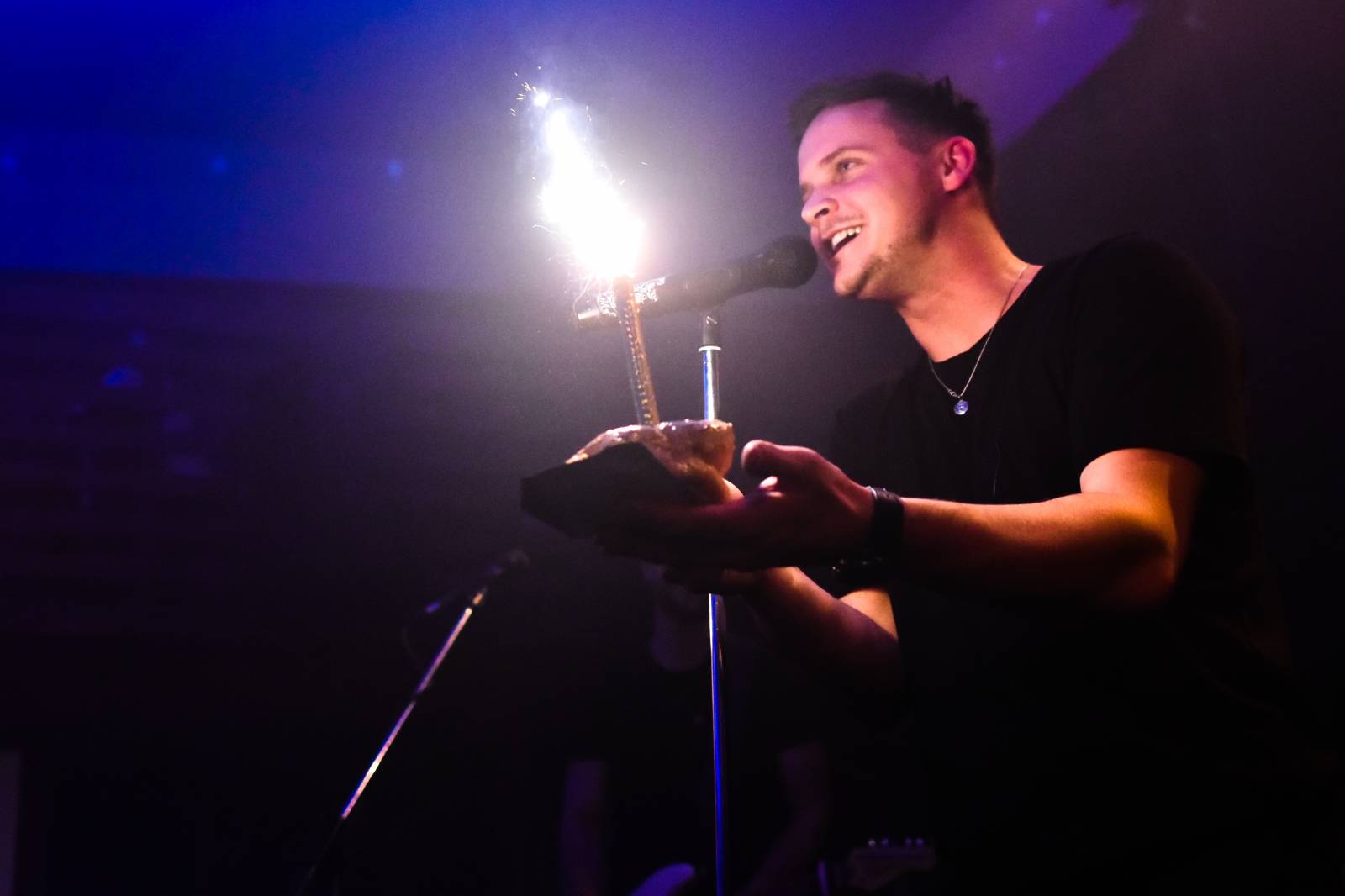 Like-it vyjeli na první turné, v Plzni slavili narozeniny svého zvukaře