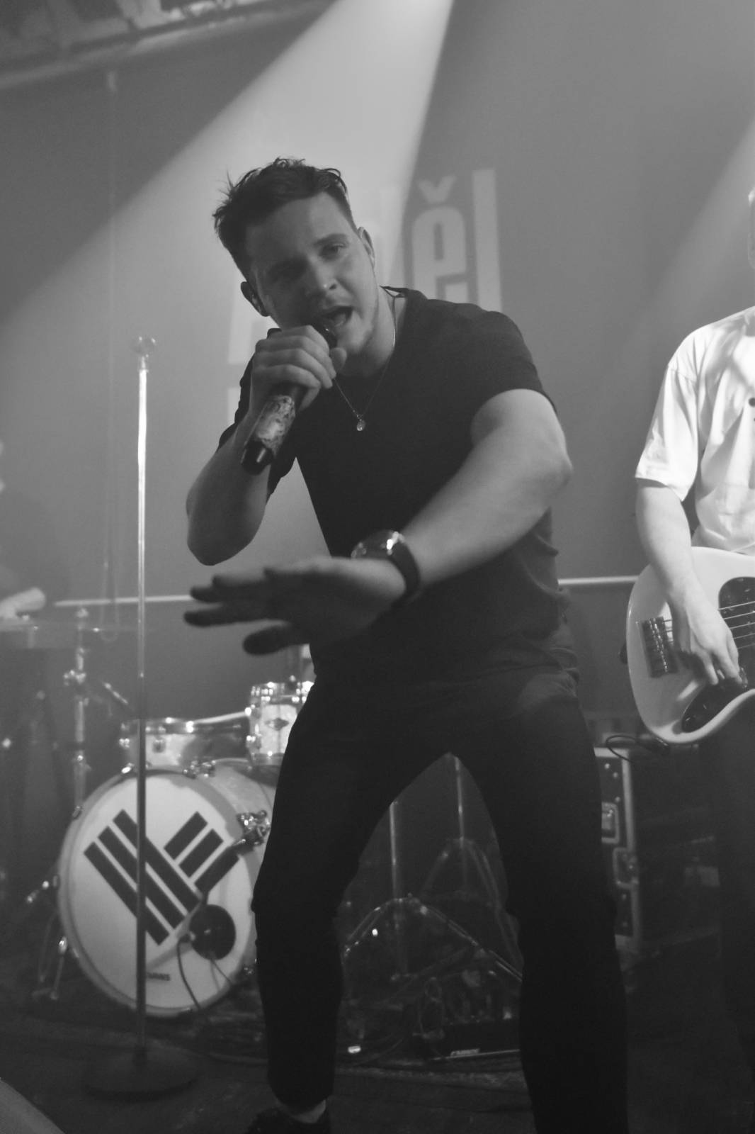 Like-it vyjeli na první turné, v Plzni slavili narozeniny svého zvukaře