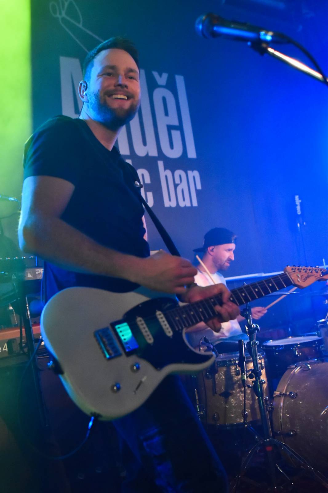 Like-it vyjeli na první turné, v Plzni slavili narozeniny svého zvukaře