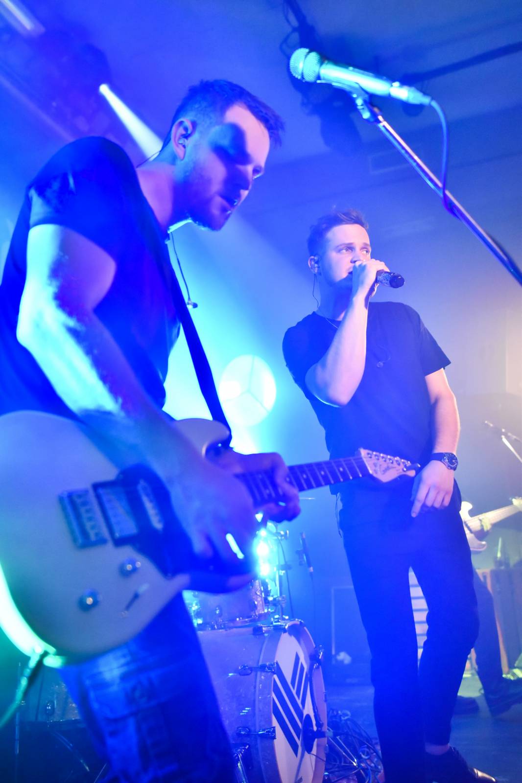 Like-it vyjeli na první turné, v Plzni slavili narozeniny svého zvukaře