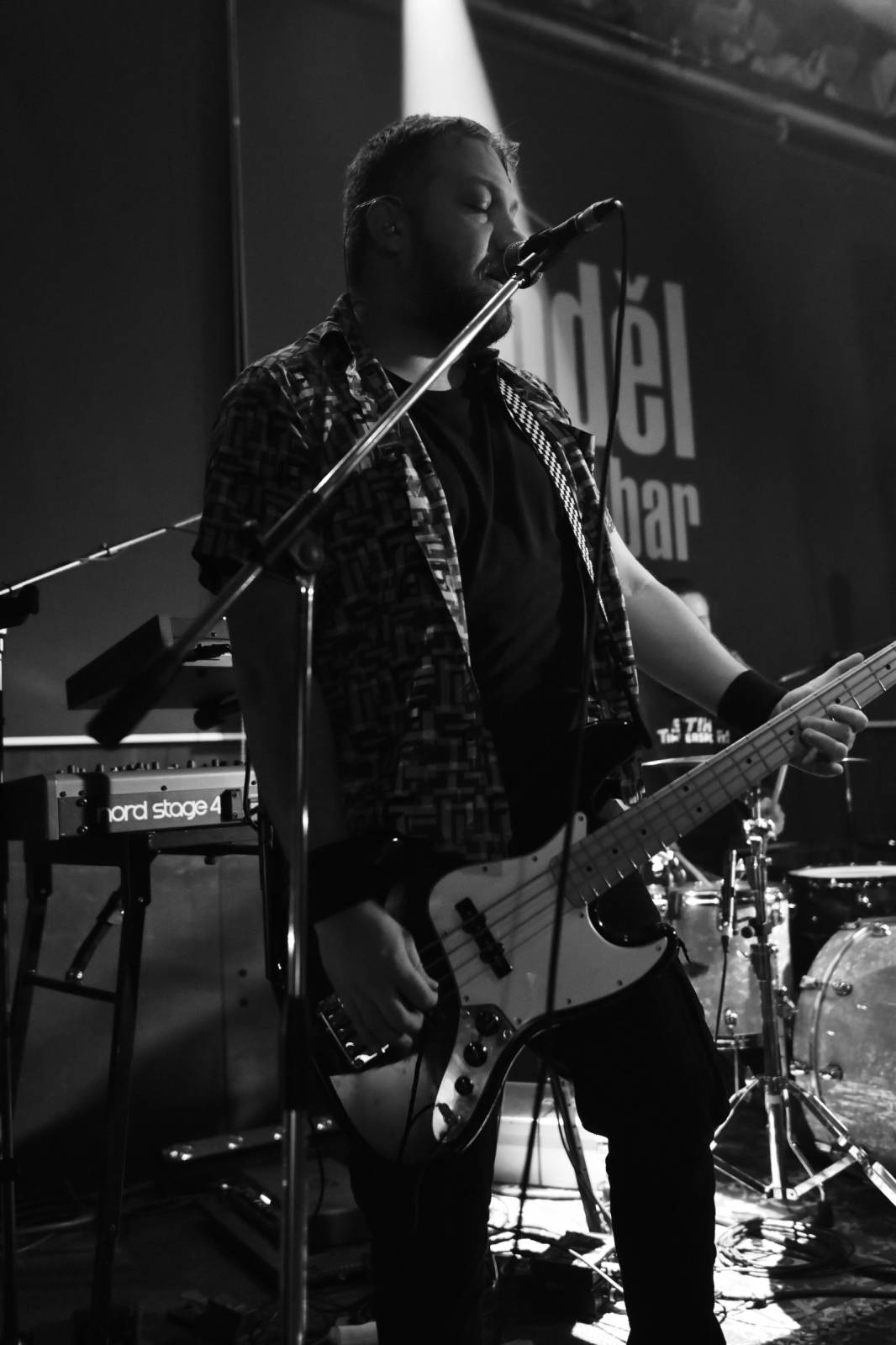 Like-it vyjeli na první turné, v Plzni slavili narozeniny svého zvukaře