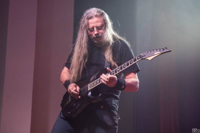 Arakain slaví na klubovém turné 40 let, v Herálci s ním zahrála Argema