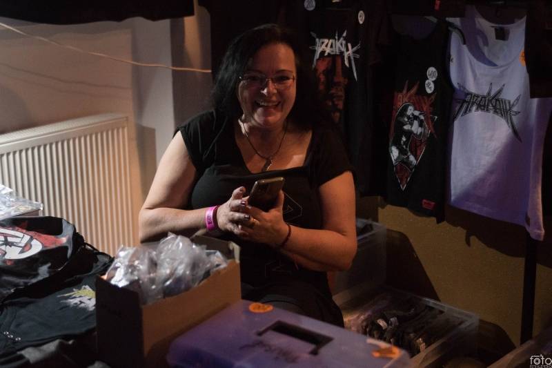 Arakain slaví na klubovém turné 40 let, v Herálci s ním zahrála Argema