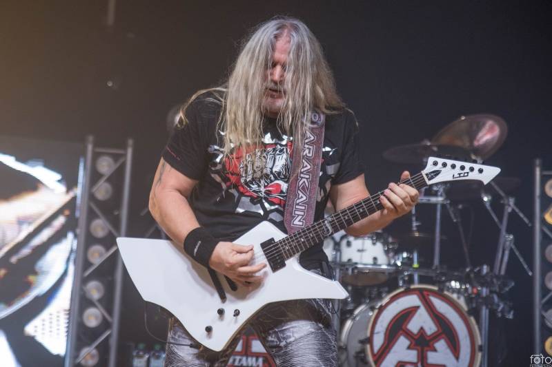 Arakain slaví na klubovém turné 40 let, v Herálci s ním zahrála Argema