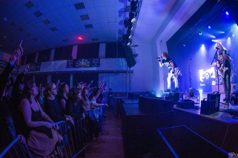 Arakain slaví na klubovém turné 40 let, v Herálci s ním zahrála Argema