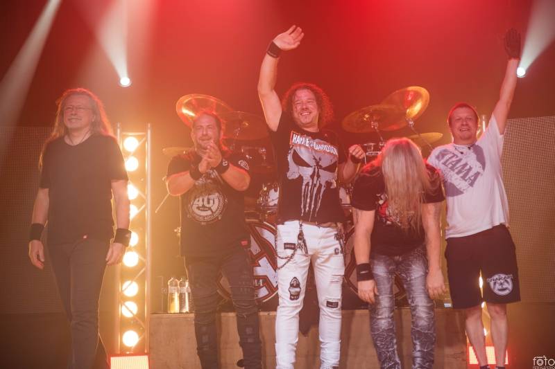 Arakain slaví na klubovém turné 40 let, v Herálci s ním zahrála Argema