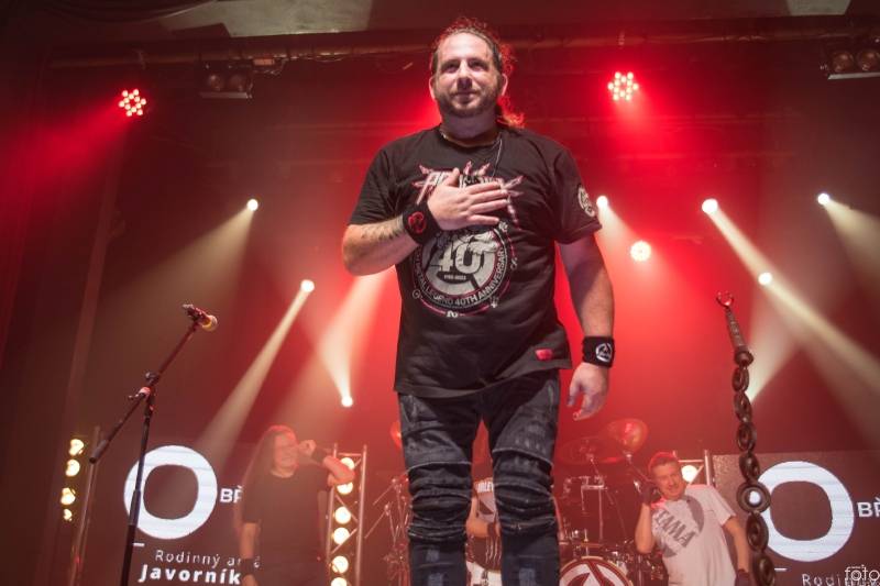 Arakain slaví na klubovém turné 40 let, v Herálci s ním zahrála Argema